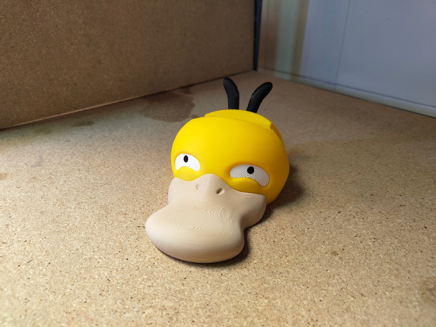 Soporte para mandos Psyduck